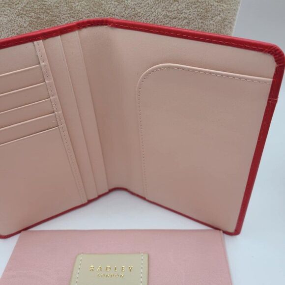 Radley London Leather Time to Soar Passport Holder NWT! GIFT - Picture 6 of 9